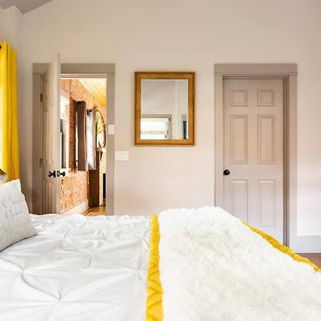 2Br Home W Parking Downtown Charm In Full Bloom! Tucson Extérieur photo