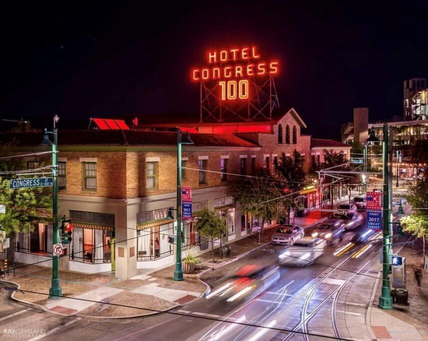 2Br Home W Parking Downtown Charm In Full Bloom! Tucson Extérieur photo