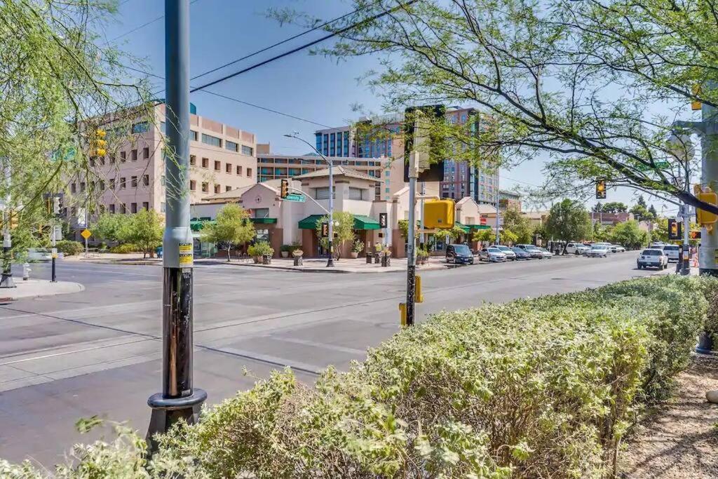2Br Home W Parking Downtown Charm In Full Bloom! Tucson Extérieur photo