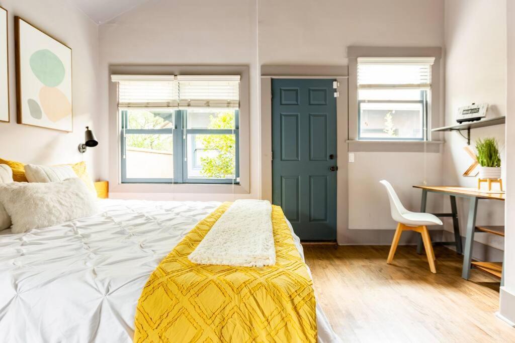 2Br Home W Parking Downtown Charm In Full Bloom! Tucson Extérieur photo